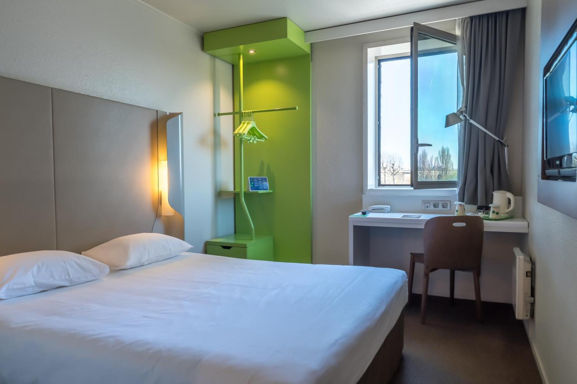 Campanile Nogent-Sur-Marne Hotel Ngoại thất bức ảnh